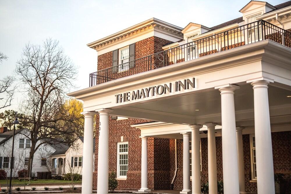 The Mayton Hotel Кари Екстериор снимка